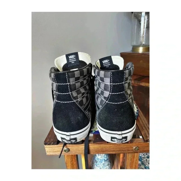 Vans Old School High Top Sneakers - Picture 3 of 5